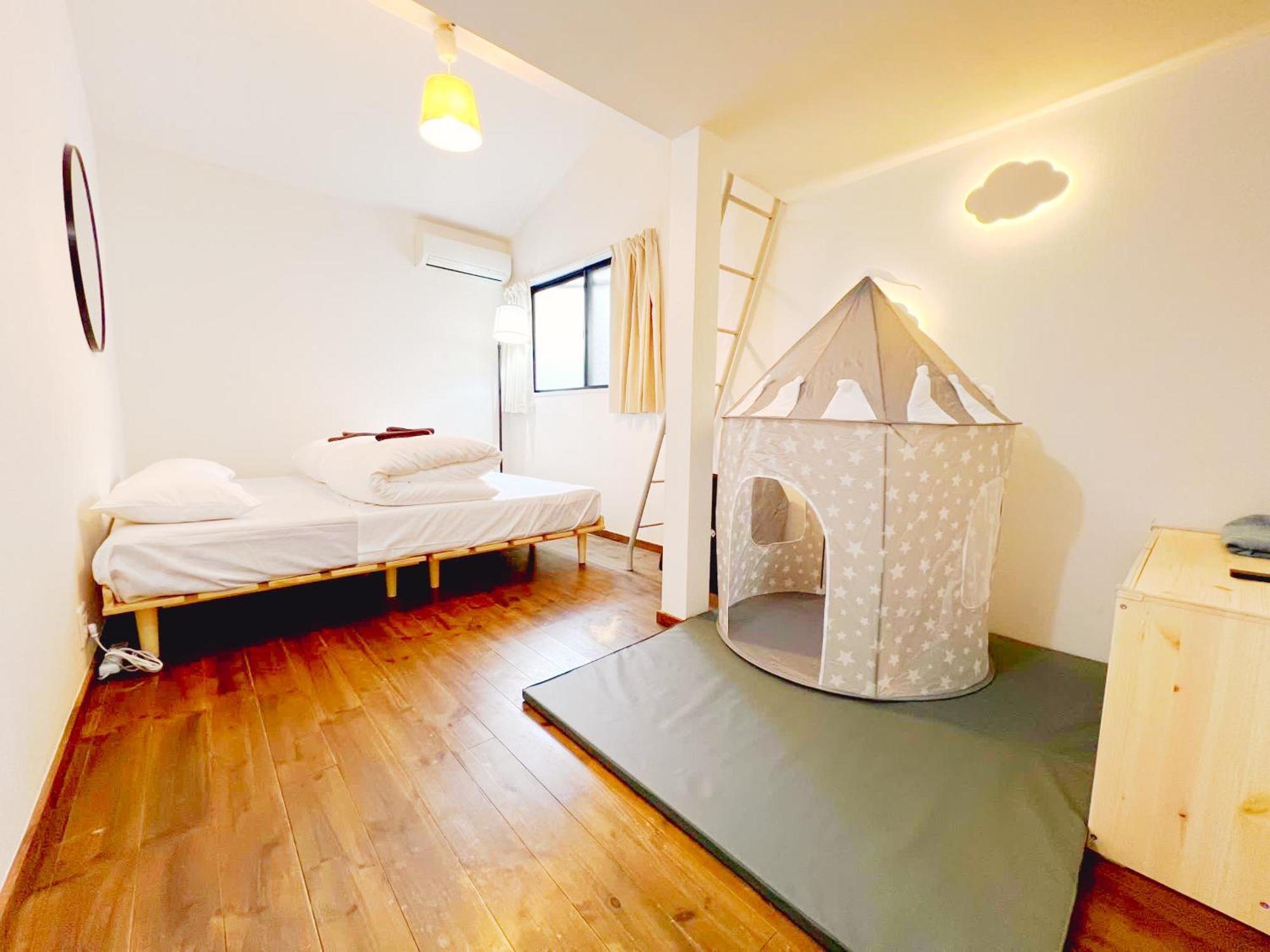 Apartment Eminaz Minami Otsuka 3f4f Tokyo