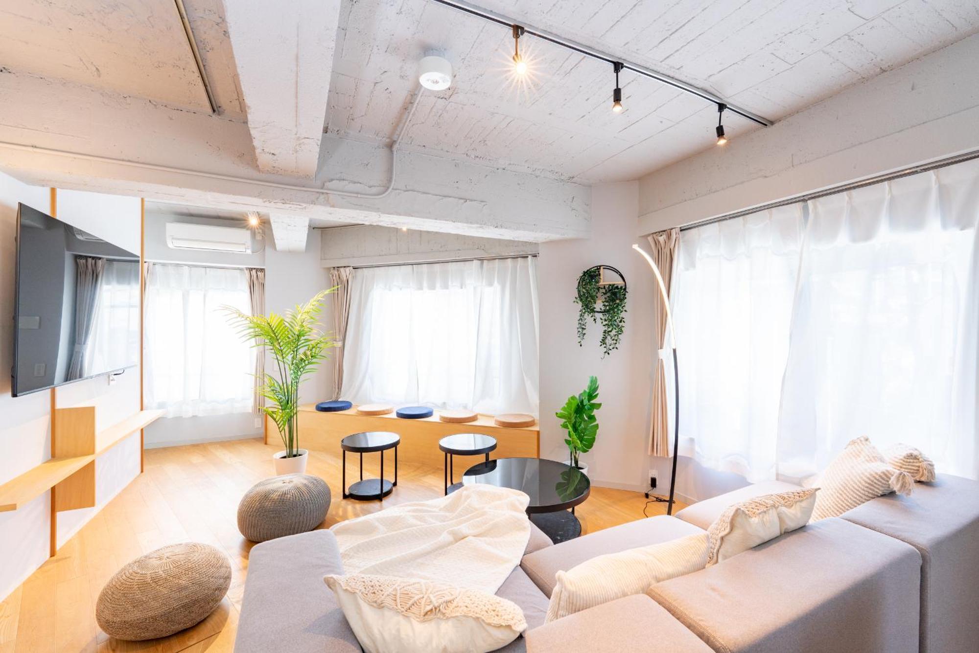 Eminaz Minami Otsuka 3f4f Tokyo